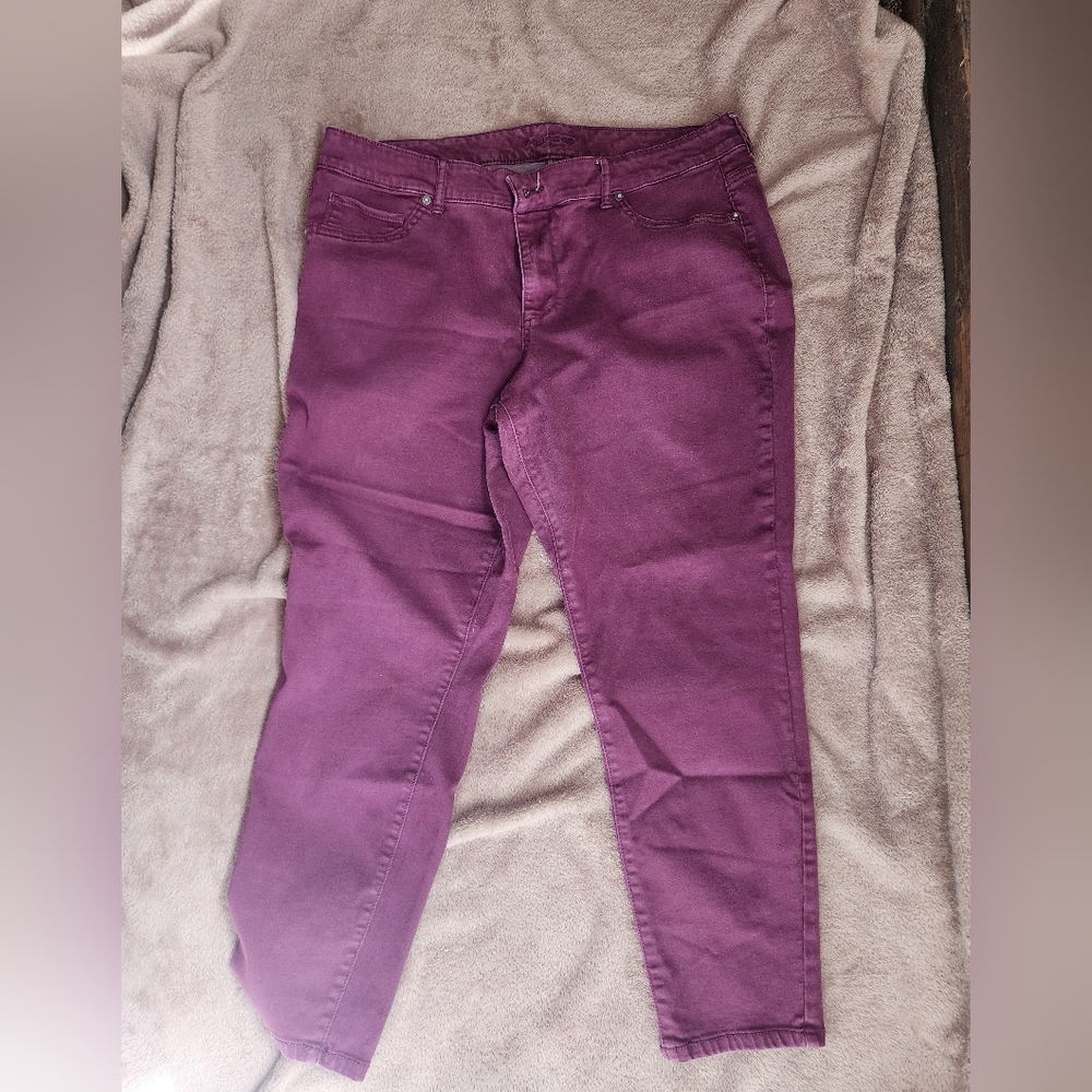 Burgundy Skinny Jeans 20S